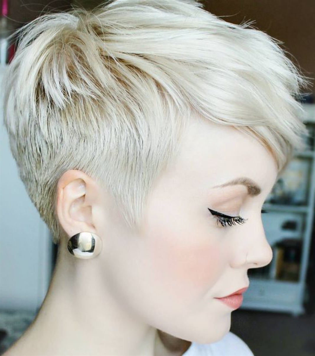 Short Pixie Hairstyles 2021 for Blonde