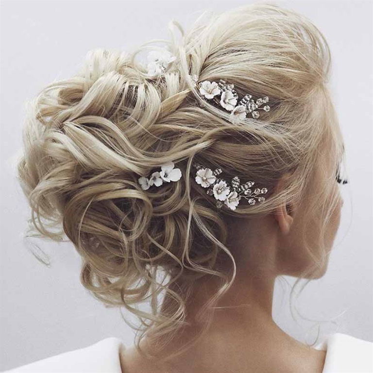 Wedding Hairstyles with Curls